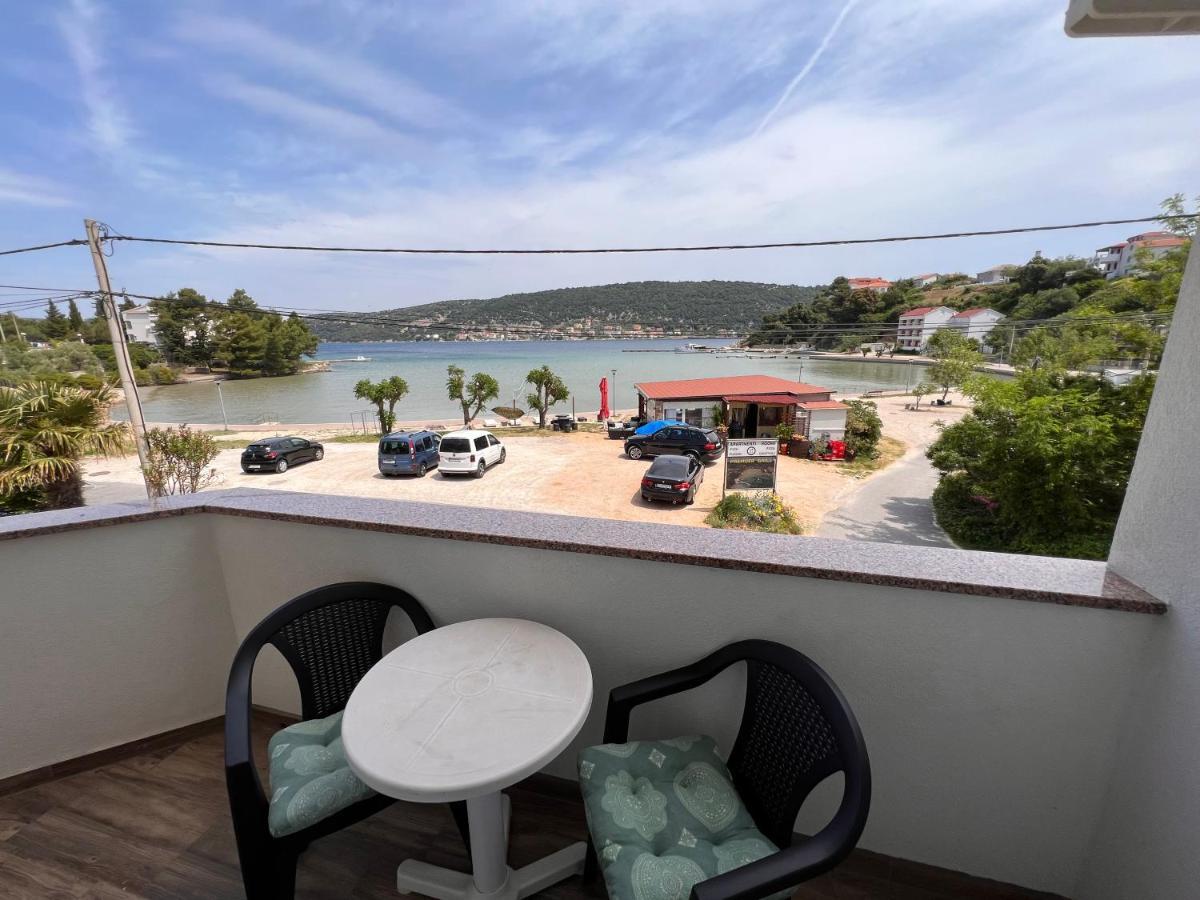 Apartmani Premijer-Rab Супетарска-Драга Экстерьер фото